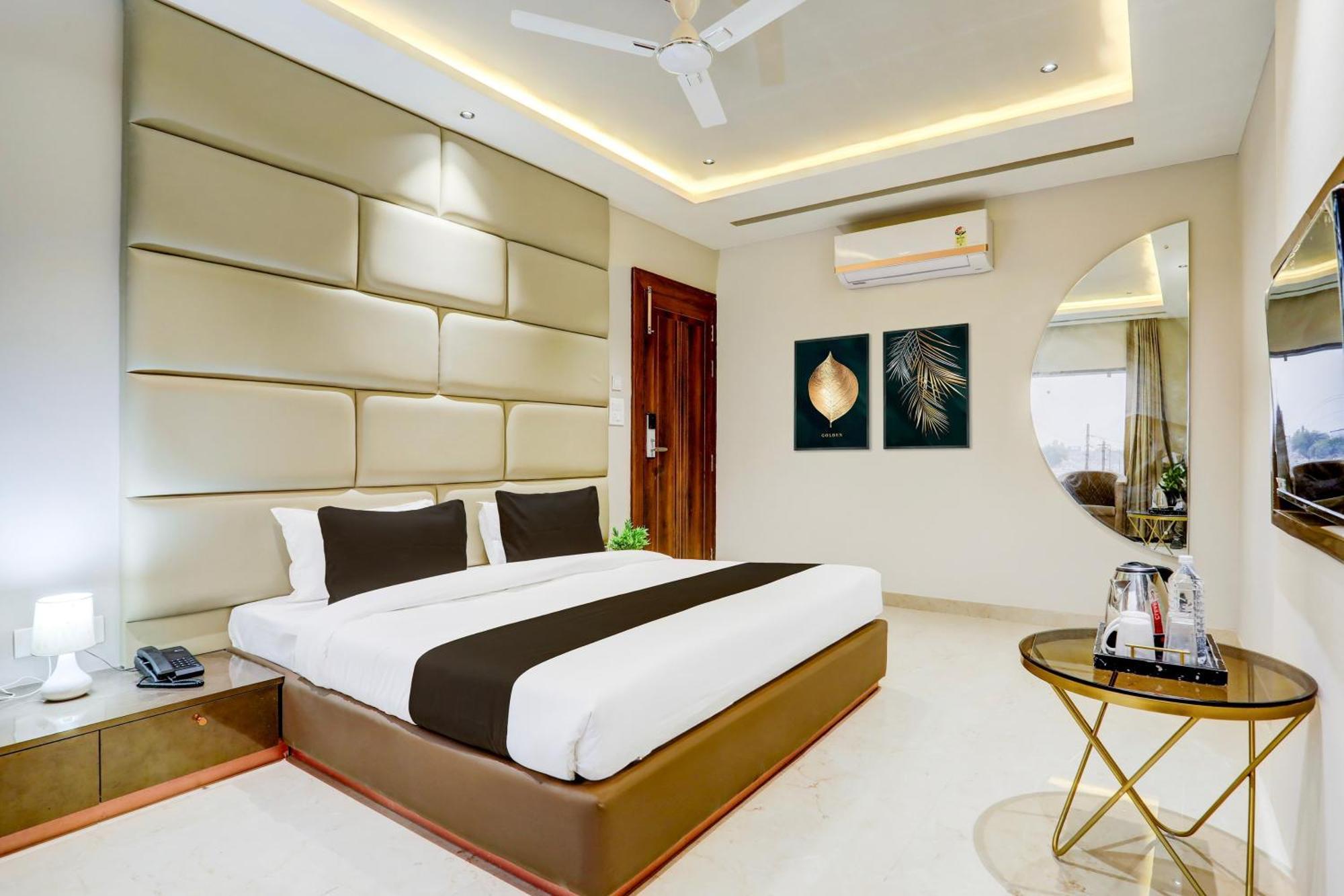Super Collection O Belgacihia Near Kolkata Railway Station Hotel Gwalior Exterior photo