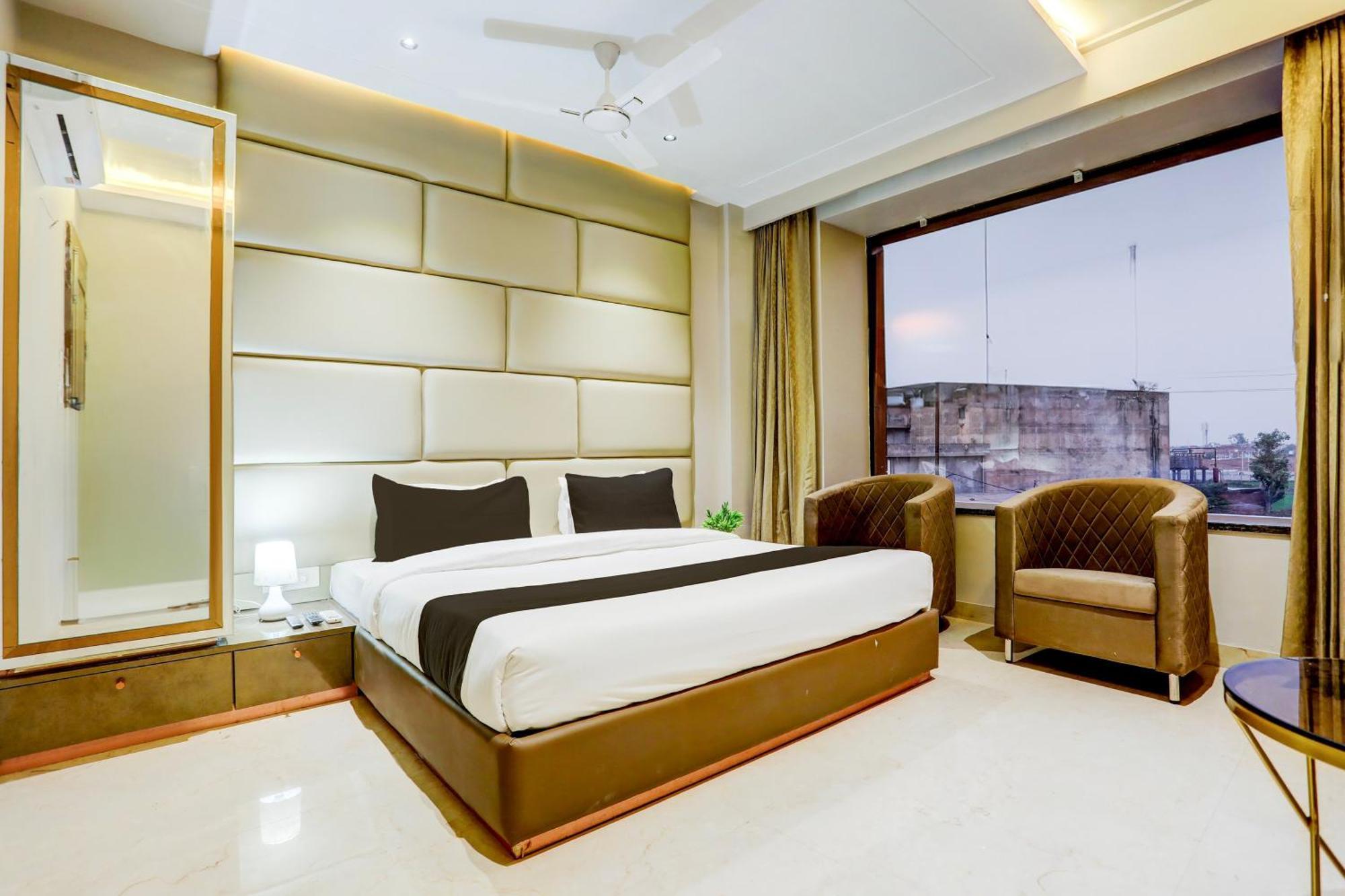 Super Collection O Belgacihia Near Kolkata Railway Station Hotel Gwalior Exterior photo